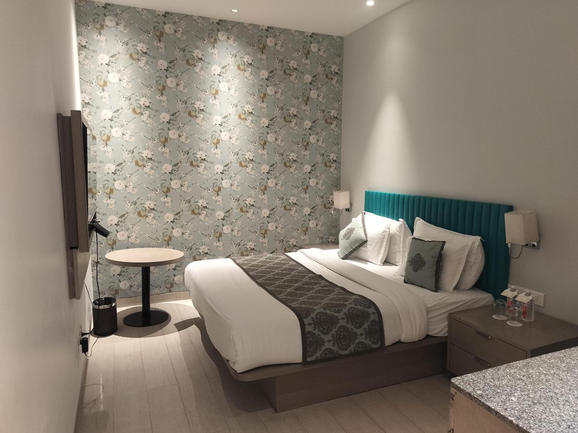 Hotel Airport Premium By Ishaan Hospitality New Delhi