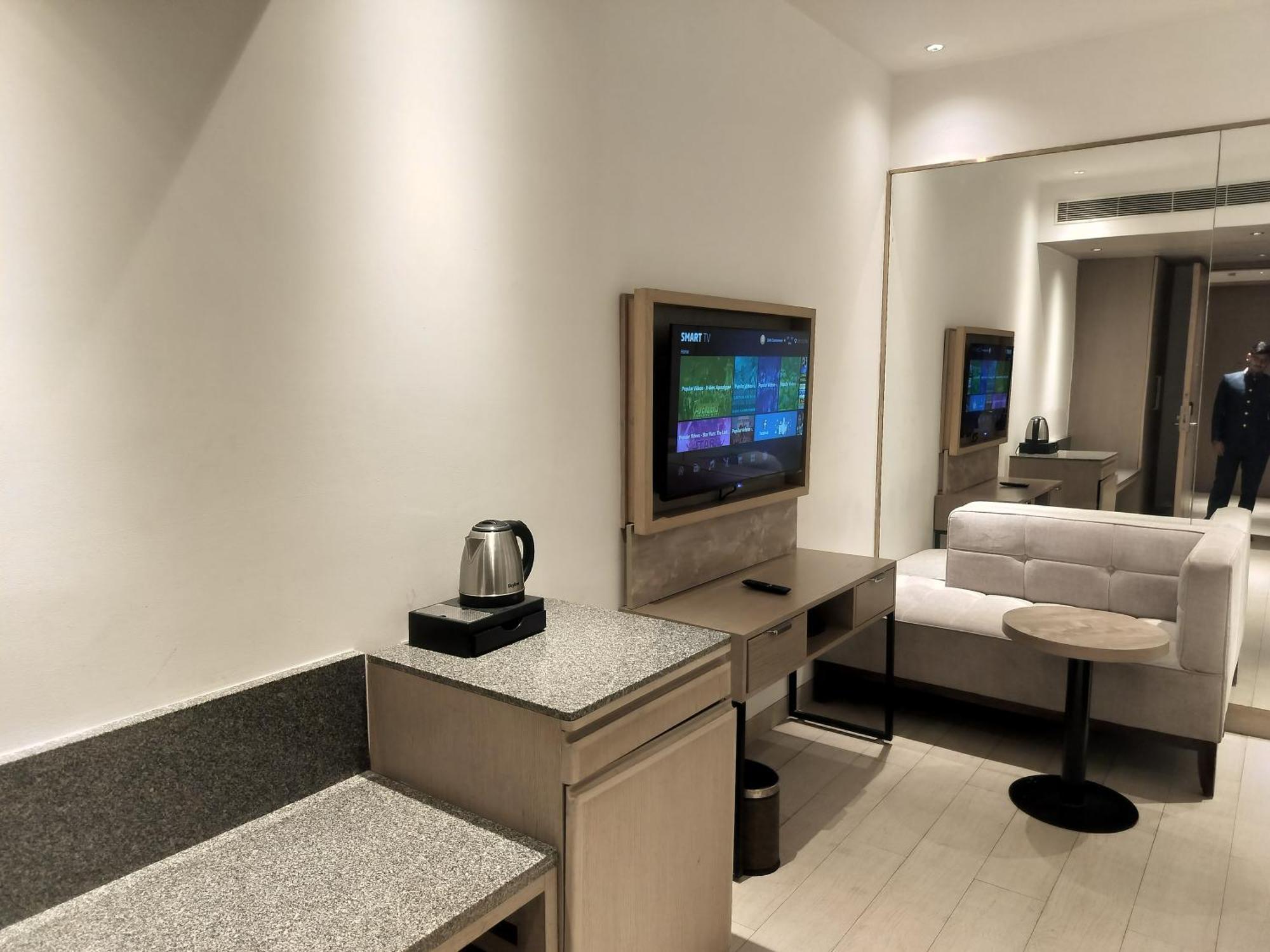 Airport Premium By Ishaan Hospitality New Delhi